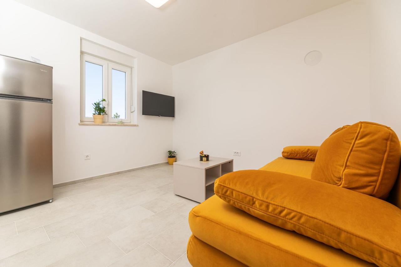 Apartments Sucic 2 Soline  Extérieur photo