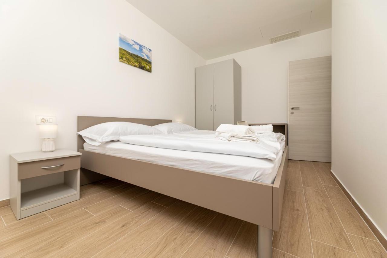 Apartments Sucic 2 Soline  Extérieur photo